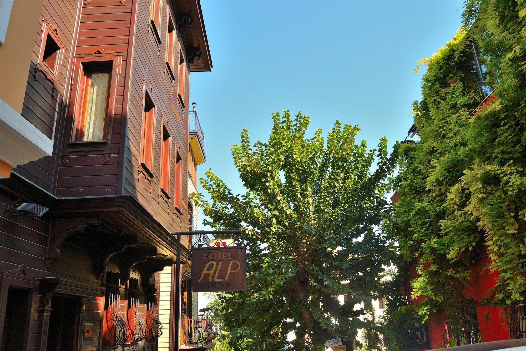 Otel Alp İstanbul